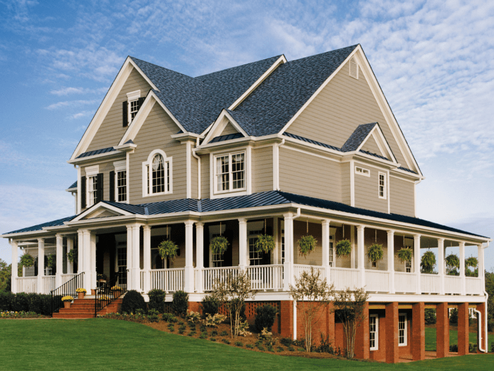 House Siding Repair: Why should you hire a Siding Renovation Contractor ...